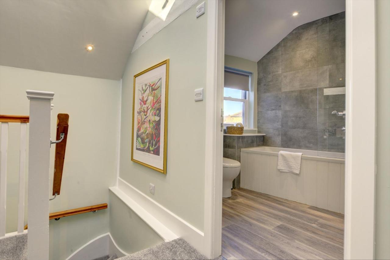 The Nook - A Modern 2 Bedroom Loft With Parking Ripon Eksteriør bilde