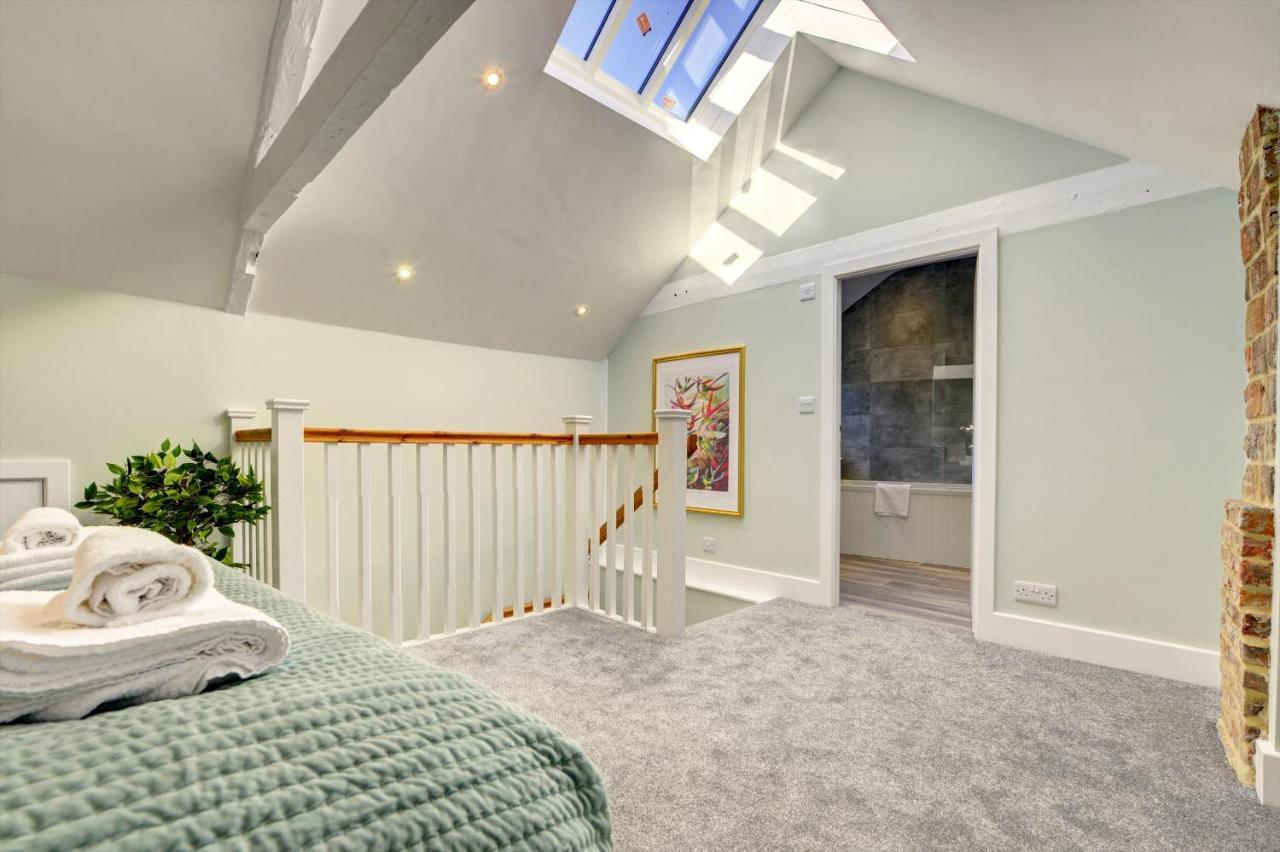 The Nook - A Modern 2 Bedroom Loft With Parking Ripon Eksteriør bilde