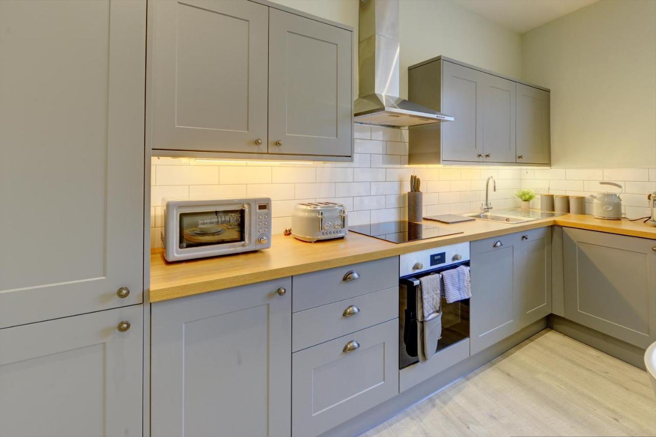 The Nook - A Modern 2 Bedroom Loft With Parking Ripon Eksteriør bilde